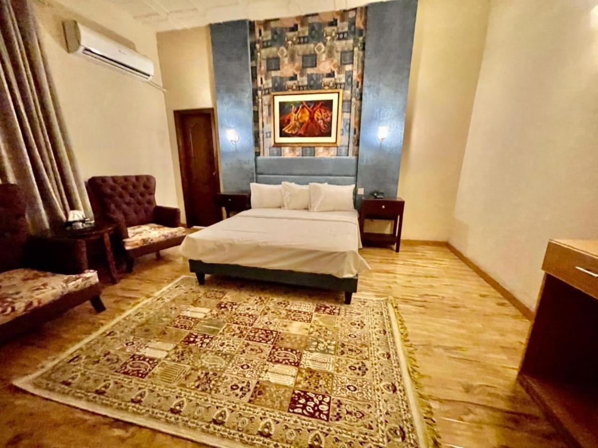 Shelton Hotel Mardan Kültér fotó